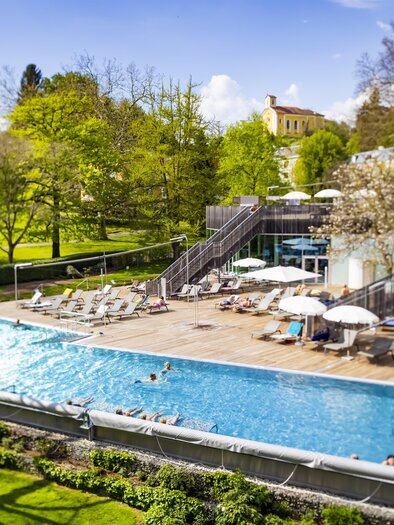 Blick auf das Aussenbecken der Therme der Ruhe | © Die Therme der Ruhe Bad Gleichenberg