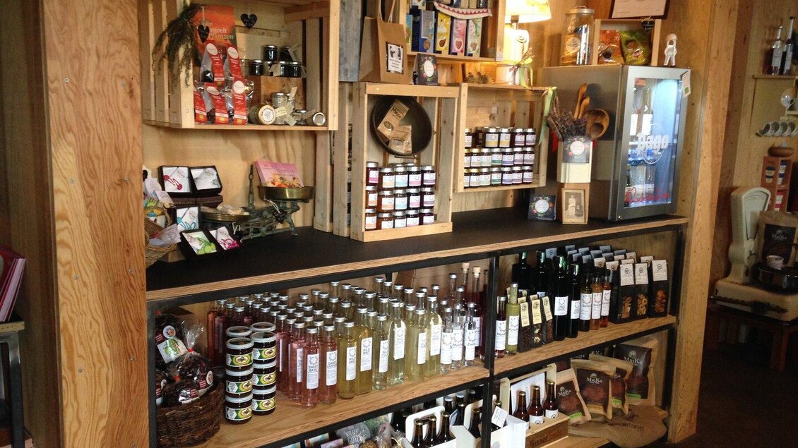 <p>Shop im Kellerstüberl Bad Gleichenberg</p> | © Wilde Schwestern