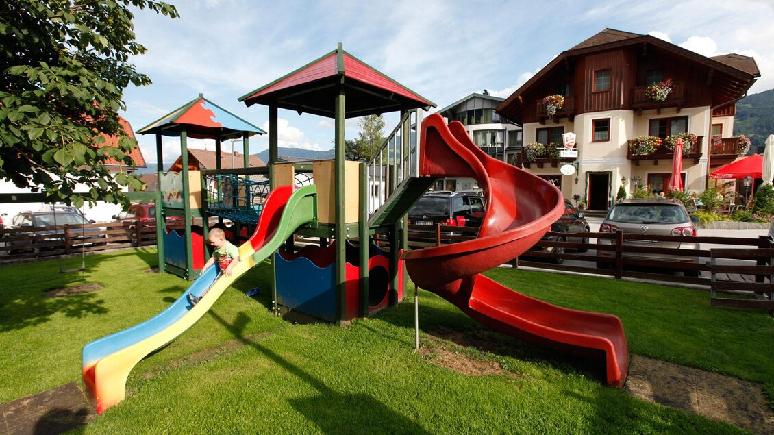 Kinderspielplatz | © Dorf Café