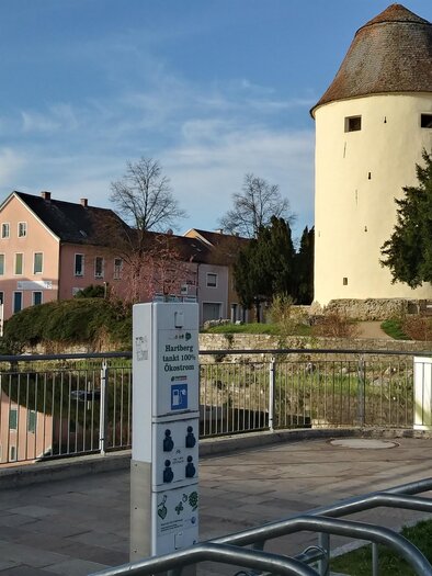 E-Bike Ladestation Rochusplatz_Teich_Oststeiermark | © Tourismusverband Oststeiermark