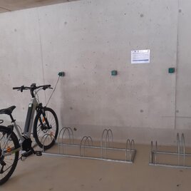 E-Bike Ladestation_Parkdeck_Oststeiermark | © Tourismusverband Oststeiermark