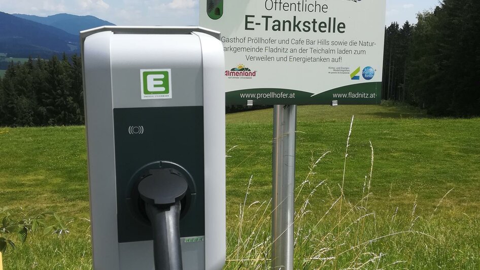 E-Charging Station_Rechberg_Pole_Eastern Styria_Auer | © Tourismusverband Oststeirmark