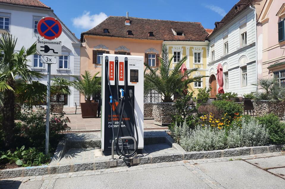 E-charging station_main square_Eastern Styria