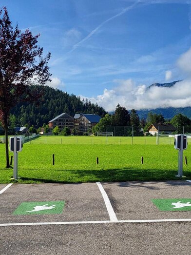 Electric charging station, Altaussee, spa gardens | © Petra Kirchschlager | Petra Kirchschlager | © Petra Kirchschlager