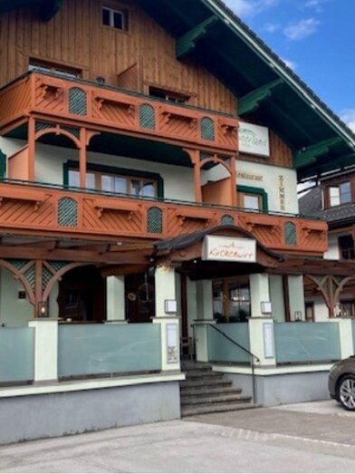 Electric Charging Station at Restaurant Kirchenwirt, Bad Mitterndorf | © TVB Ausseerland Salzkammergut (c) Heike Temmel | TVB Ausseerland Salzkammergut (c) Heike Temmel | © TVB Ausseerland Salzkammergut (c) Heike Temmel