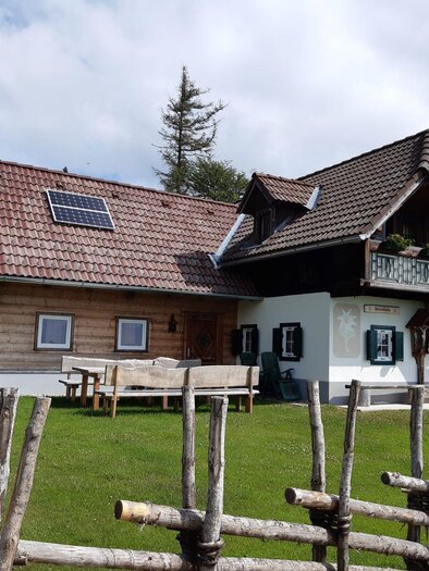 Edelweißhütte_von außen_Oststeiermark | © Edelweißhütte