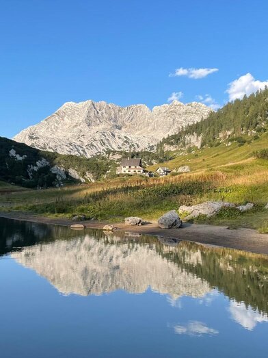 Pühringerhütte, Grundlsee, Hütte mit Elmsee | © Pühringerhütte | Pühringerhütte | © Pühringerhütte