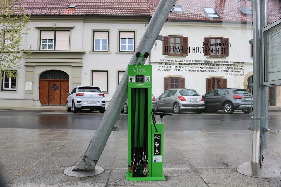 Fahrradreparatur-Station Fehring - Impression #1 | © Thermen- & Vulkanland
