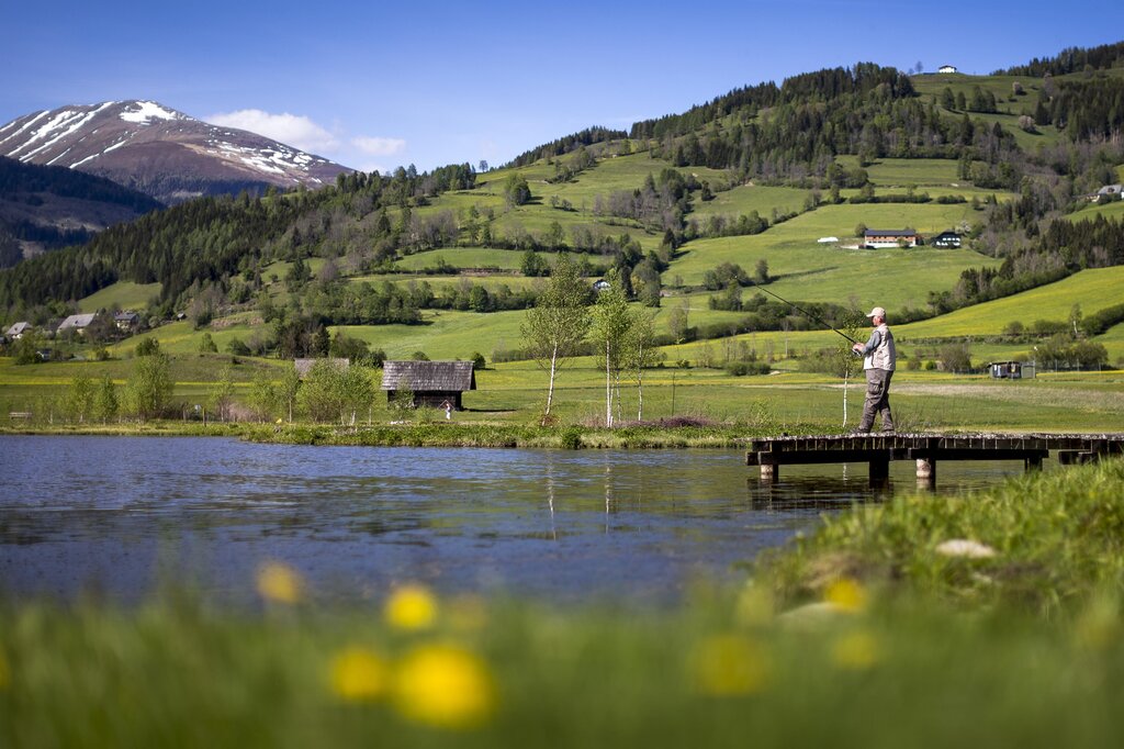 Fishing at the Rottenmann Teich in Ranten | Murau