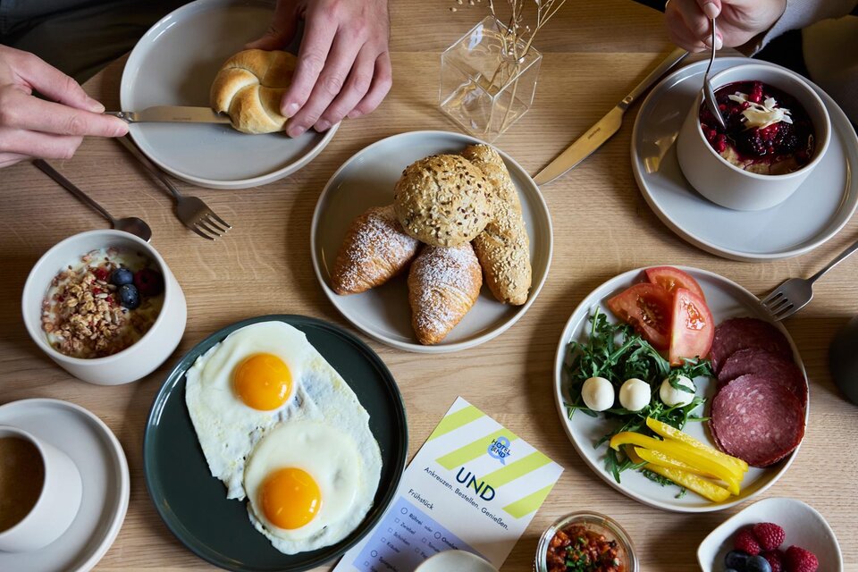 breakfast at Hotel UND - Impression #1