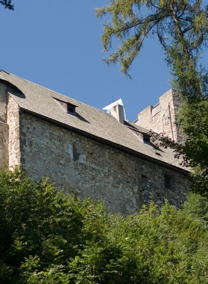 Burgruine Gösting bei Graz im Wald | © Region Graz-Hans Wiesenhofer