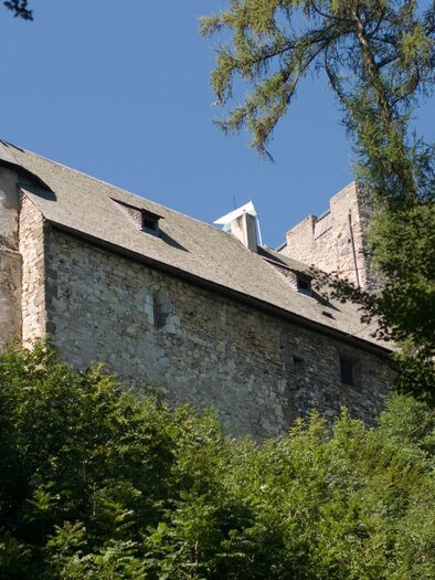 Burgruine Gösting bei Graz im Wald | © Region Graz-Hans Wiesenhofer