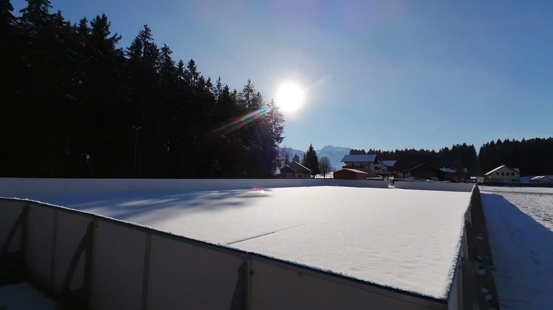Eissportanlage/Eislaufplatz | © Häuserl im Wald