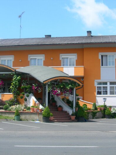 Blick auf unser Gasthaus. | © Richard Kaufmann