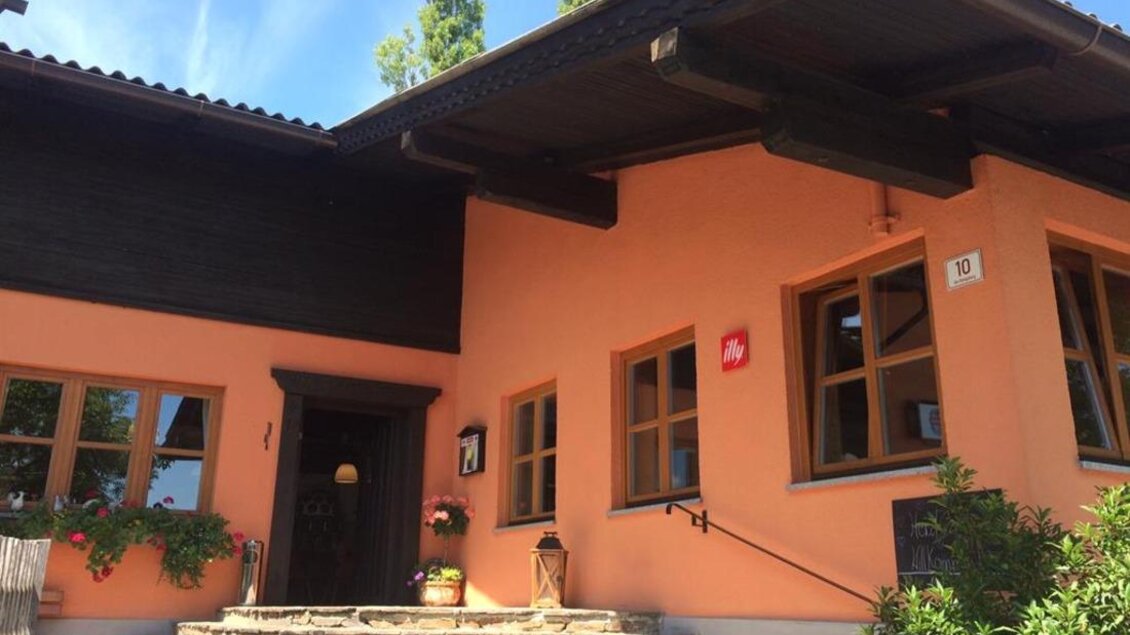 Aussenansicht Gasthaus | © Familie Koschak