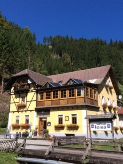 Gasthaus Rosinger_von außen_Oststeiermark | © Gasthaus Rosinger
