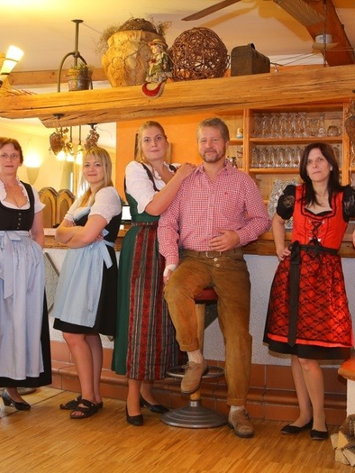 Team | © Gasthaus Ruckenstuhl