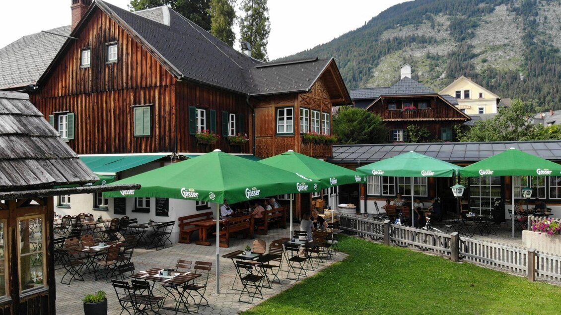 Schneiderwirt, Altaussee, Gastgarten | ©  Schneiderwirt_Kainzinger
