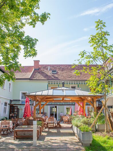 Restaurant Hubmann_House & Garden_Eastern Styria | © Gasthof-Restaurant Hubmann/Helmut Schweighofer