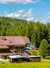 GasthofRieseralm-Außenansicht1-Murtal-Steiermark | © Gasthof Rieseralm | Gasthof Rieseralm | © Gasthof Rieseralm