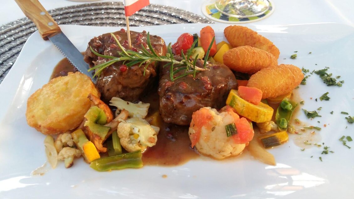 <p>Herzhaftes Essen zum fairen Preis im Gasthof "Zur Sonne" in Trautmannsdorf.</p> | © Gasthof zur Sonne
