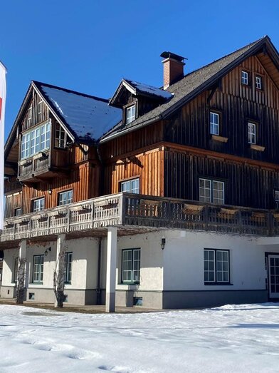 Grundlsee municipal office, winter | © Bettina Scheck | Bettina Scheck | © Bettina Scheck