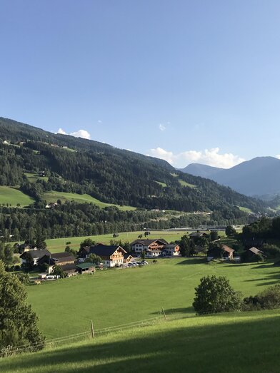 Hinkerhof in Schladming mit eigenem Hofladen | © Hinkerhof