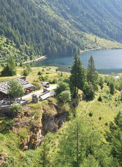 Blick auf Gfölleralm mit Riesachsee | © Herbert Raffalt