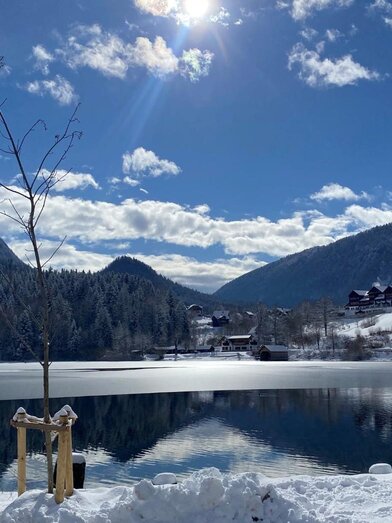 Grundlsee im Ausseerland, frisch verschneit | © TVB Ausseerland | Bettina Scheck | © TVB Ausseerland
