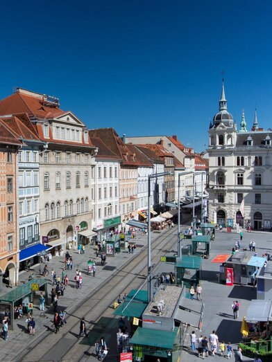 Marktstände am Grazer Hauptplatz – Altstadt er | © Graz Tourismus-Harry Schiffer | © Graz Tourismus-Harry Schiffer