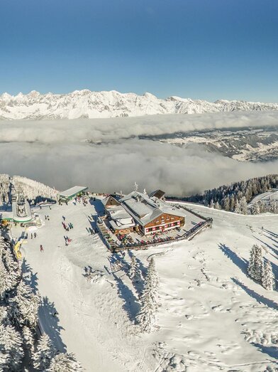 Das herrliche Panorama auf der Hochwurzen bietet e | © Bence Bankuty