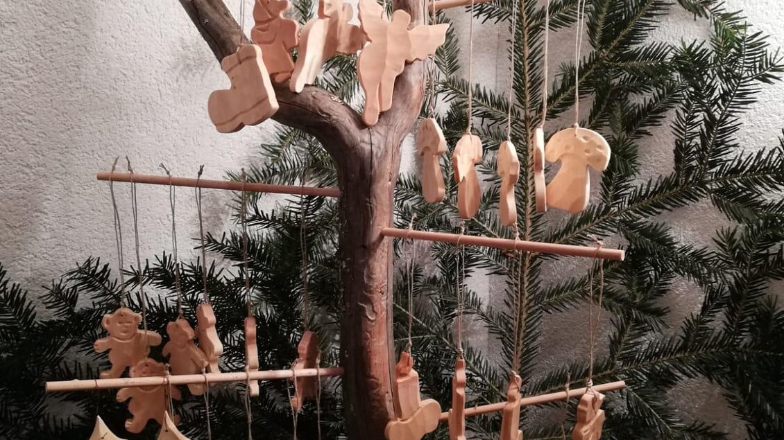 Christbaumanhänger  | © Holzschnitzerei Berger