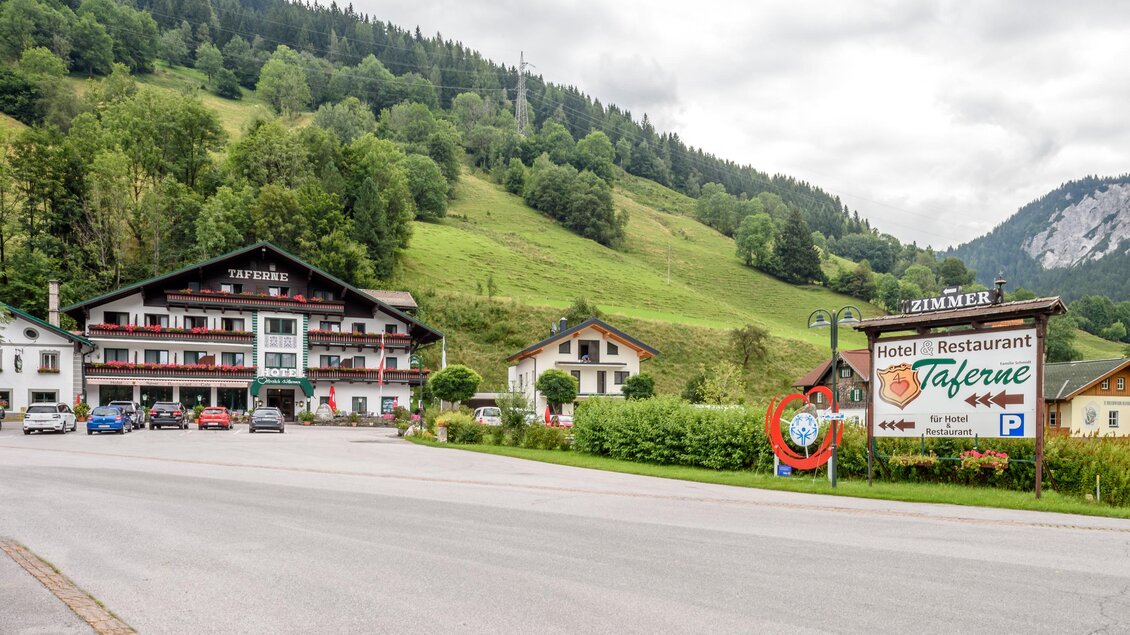 Hotel Taferne im Sommer | © Hotel Taferne
