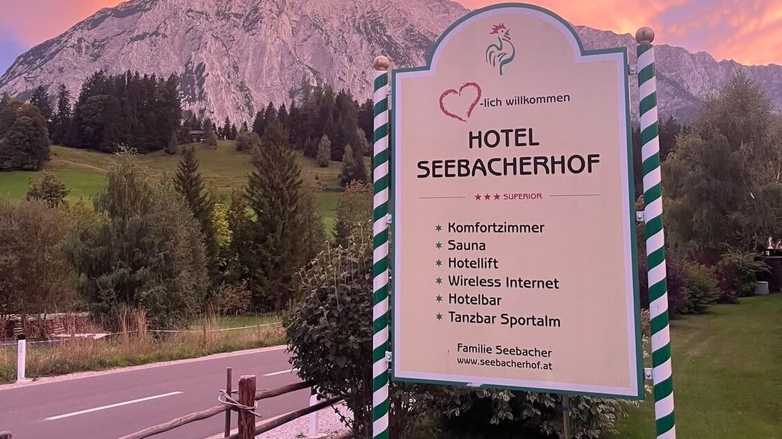 Unser Hausberg der Grimming bei Sonnenuntergang