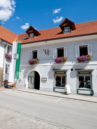 Eingang Informationsbüro und Blasmusikmuseum | © Holzwelt Murau