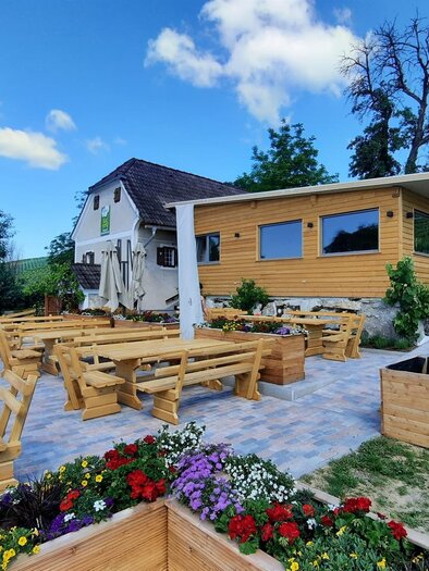 Käfers Südhang Winery_Outside_Eastern Styria | © Käfer Weingut