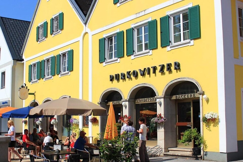Kaffeehaus In Der Nahe