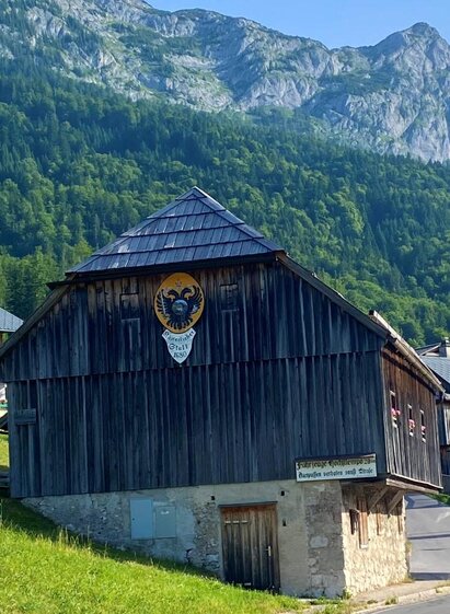Kaiserlicher Stall, Grundlsee, Richtung Ort | Bettina Scheck | © Bettina Scheck