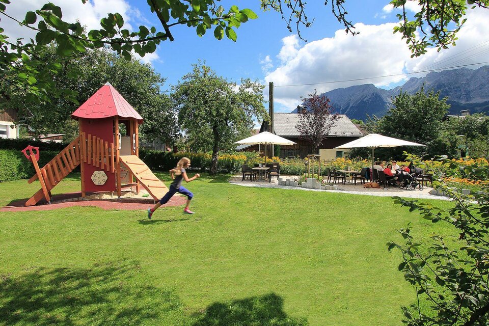 Kinderspielplatz beim Gasthof Zauchenwirt - Impression #1 | © Familie Schrottshammer