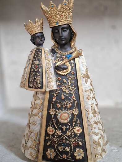 Maria in der Kirche Assach | © Beate Koller