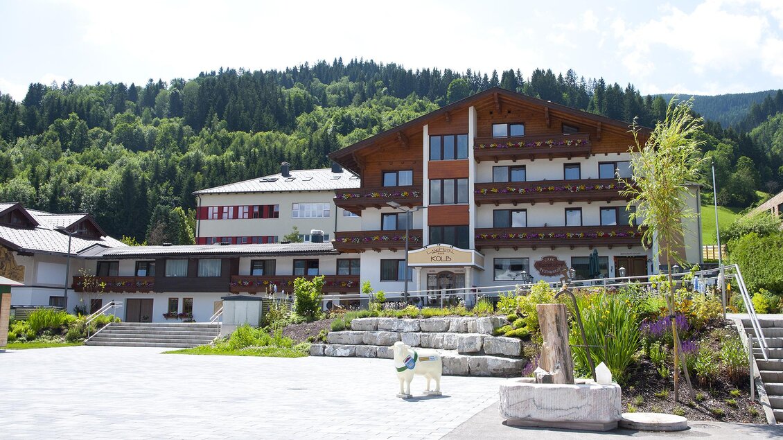 Hausfoto Sommer | © Landhotel Kolb