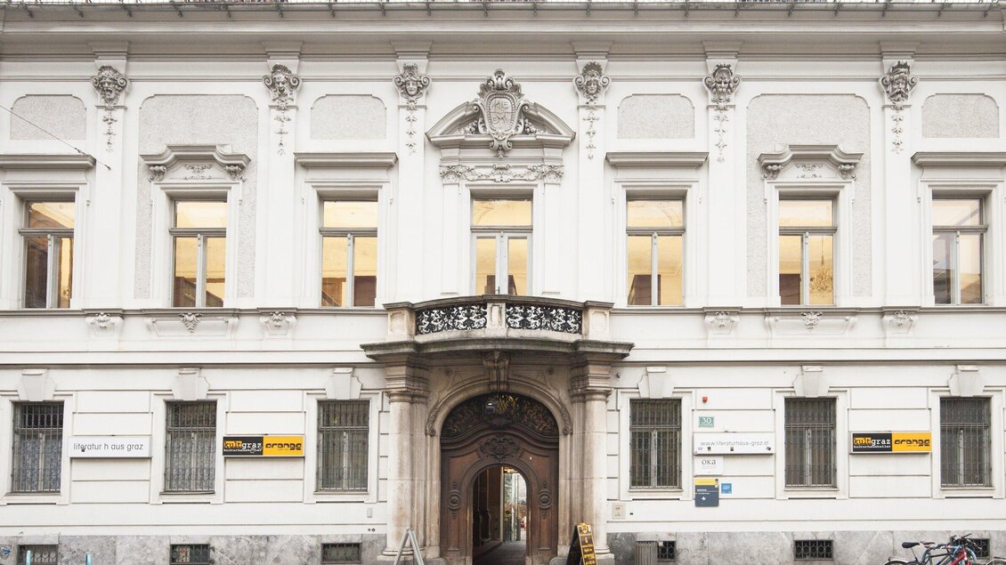 Literaturhaus Graz Straßenseitig | © Clara Wildberger