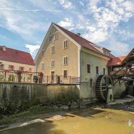 Ottersbachmühle mit Mühlenrad | © Foto De Monte