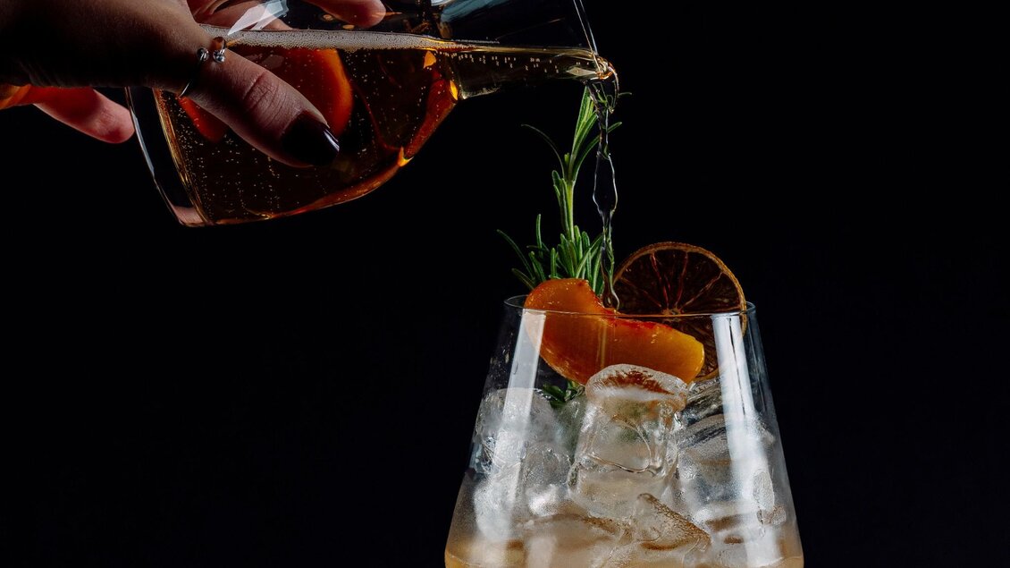 MEAT.art - Signature-Cocktail | © MEAT.art - Simona Donko