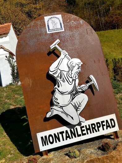 Montanlehrpfad_Schild_Oststeiermark_Pollhammer | © Tourismusverband Oststeiermark