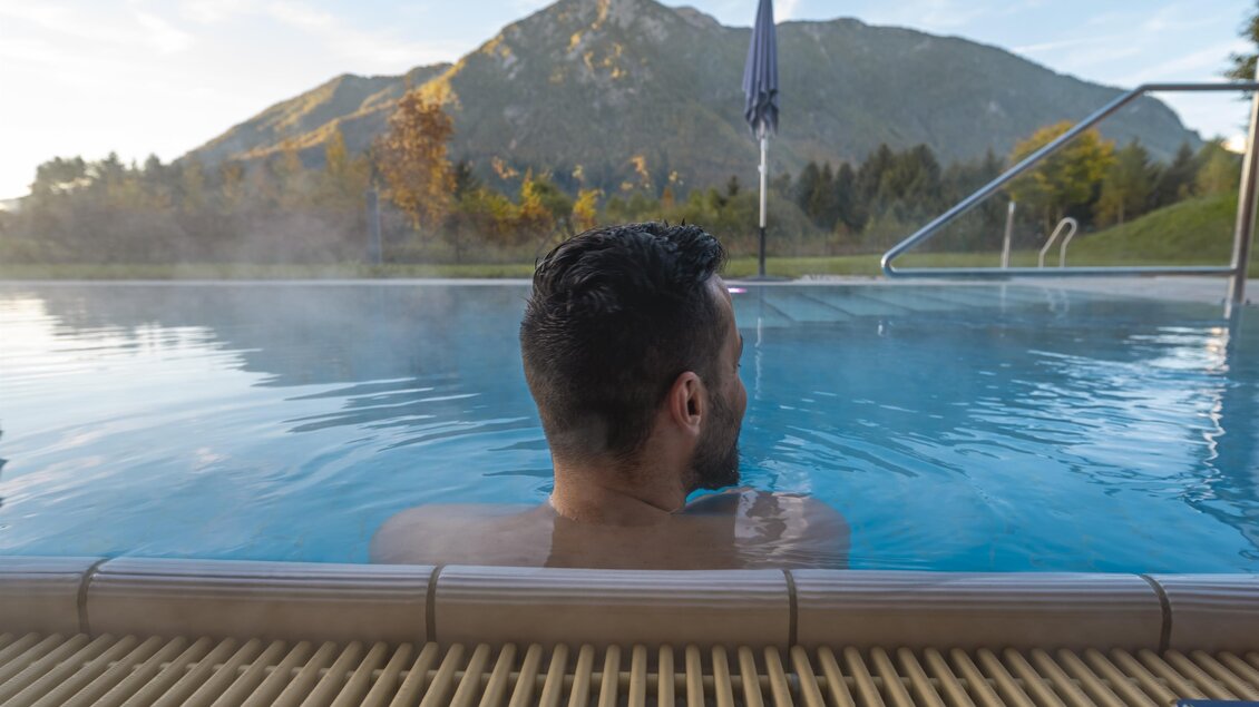 Oktober outdoor pool NVR ©Thomas Lahnsteiner-22