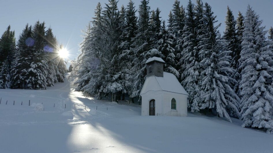 Sommeralm Chapel Winter_Eastern Styria_Foto Mellacher | © Foto Mellacher