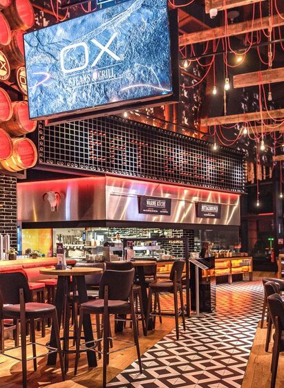 OX Steak & Grill_Interior view night_Eastern Styria