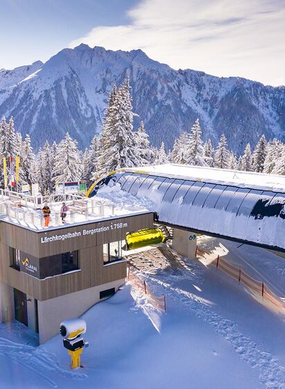 Das Panoramadeck auf der Bergstation der neuen Lär | © Johannes Absenger