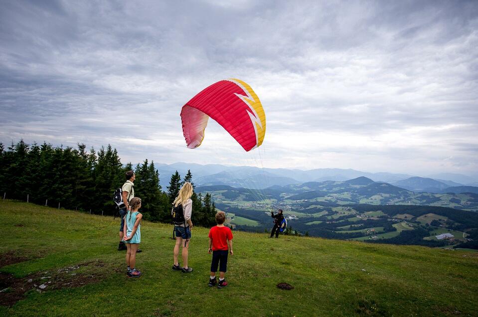 Paragliding Schöckl - Impression #1 | © Region Graz - Tom Lamm